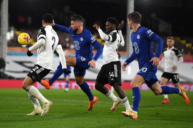 德州扑克高手最会弃（德扑高手的核心本领是果断弃牌）