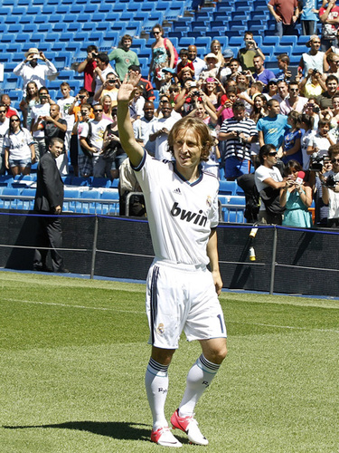 JRPG游戏《光与影：33号远征队》为何能大获成功？